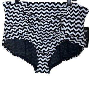 Torrid Striped High Rise Swim Bikini Bottom Black White 3X NEW Retro Rockabilly
